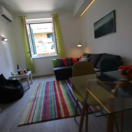 And Cozy In The Centre Of * Сплит
