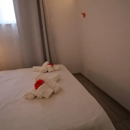Apartman And Cozy In The Centre Of *