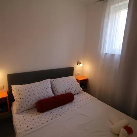 And Cozy In The Centre Of *