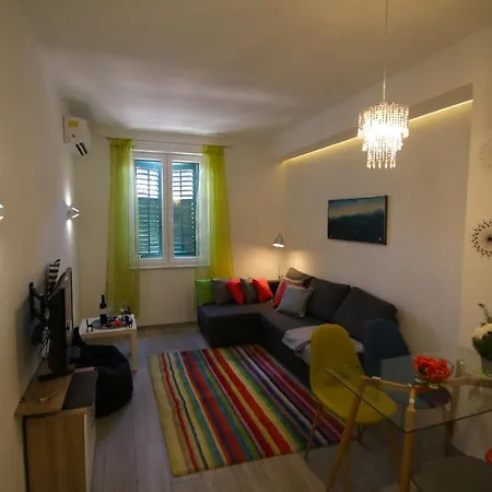 Apartment And Cozy In The Centre Of Split